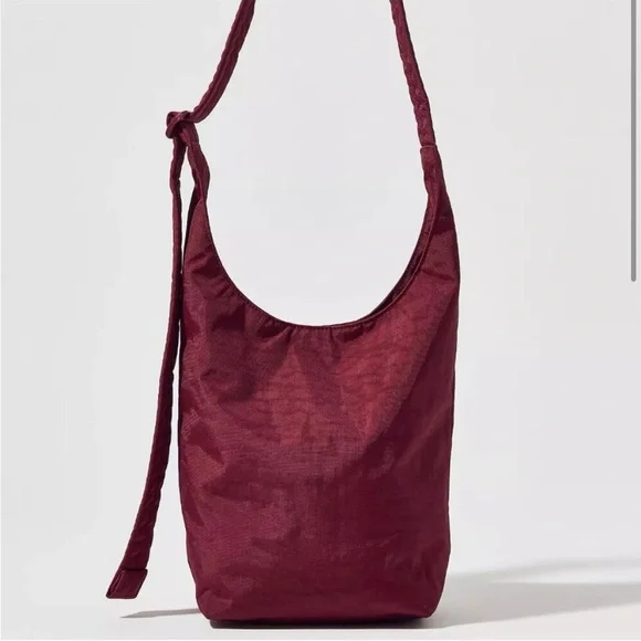 Baggu Oxblood Small Nylon Sling bag with Baggu Charm Oxblood - Picture 10 of 10